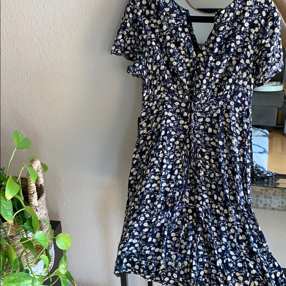 Flowy floral spring dress